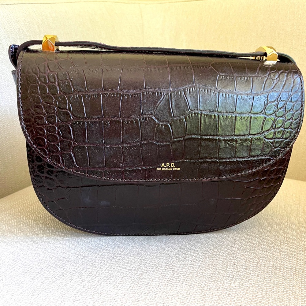 A.P.C. Geneve in deep burgandy